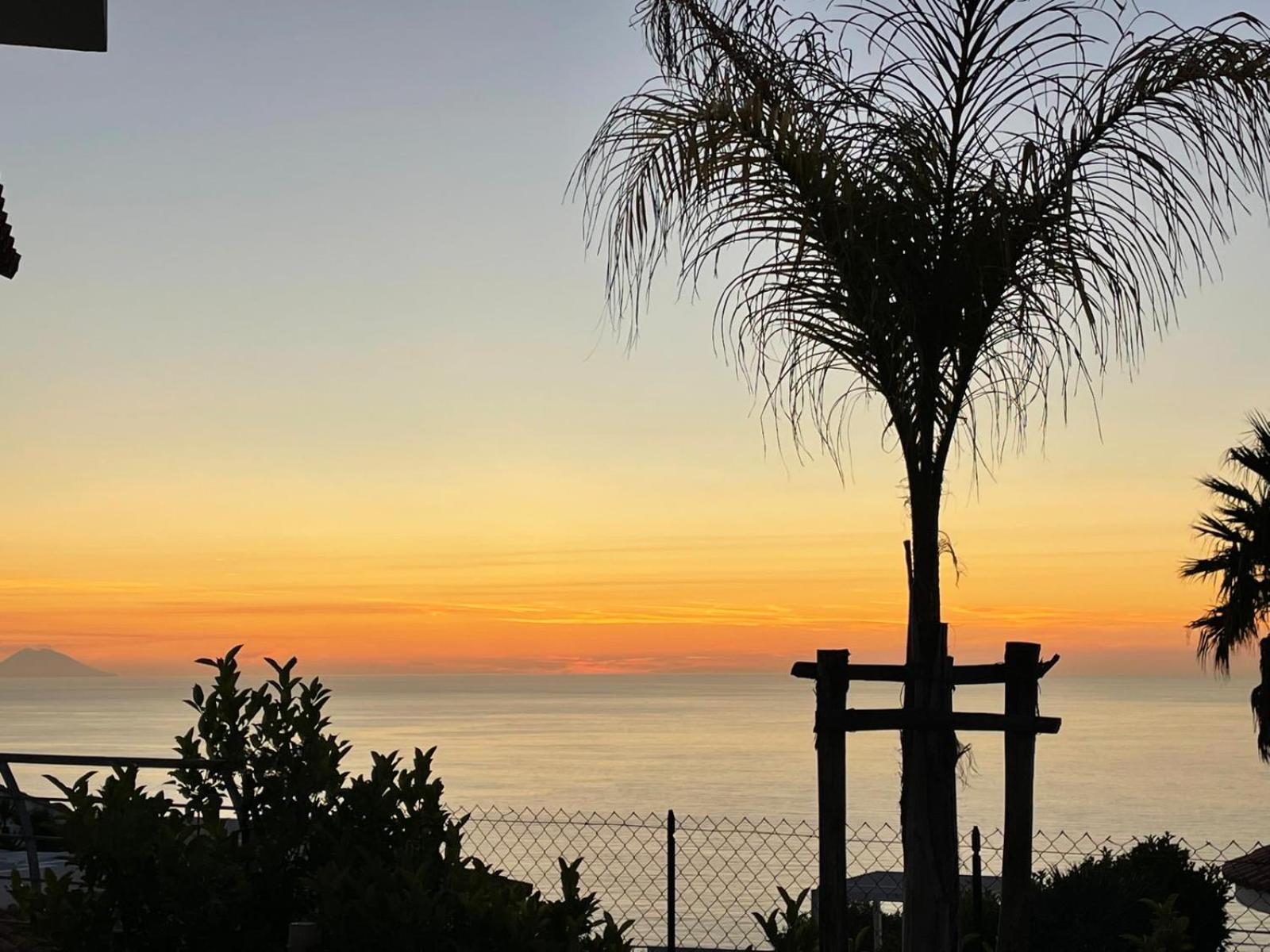 Villa Dei Fiori Zambrone Buitenkant foto